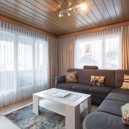 جونغفراو لودج شقة